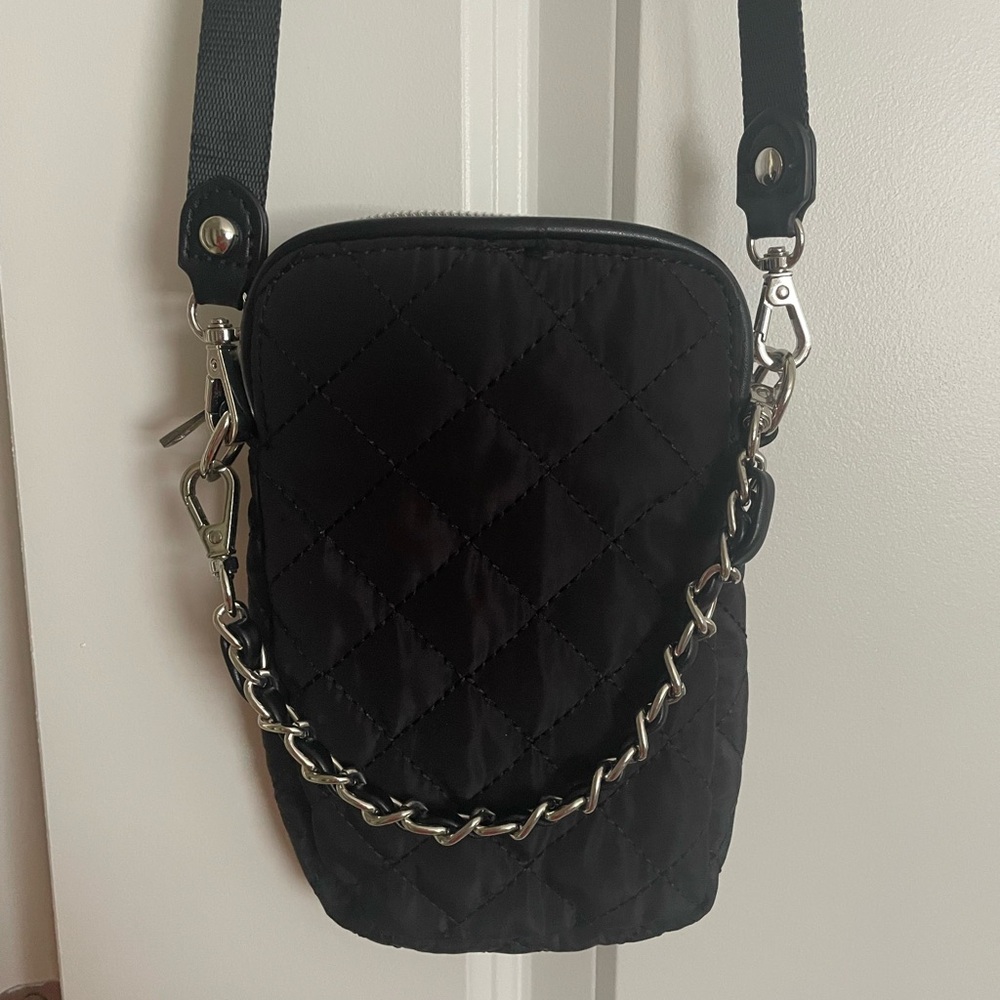 NEW Small shoulder pocketbook, great for phone & small things.  No tag,brand new